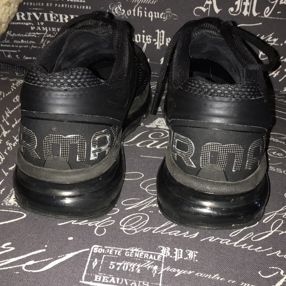Nike Air Max Sneakers View 3